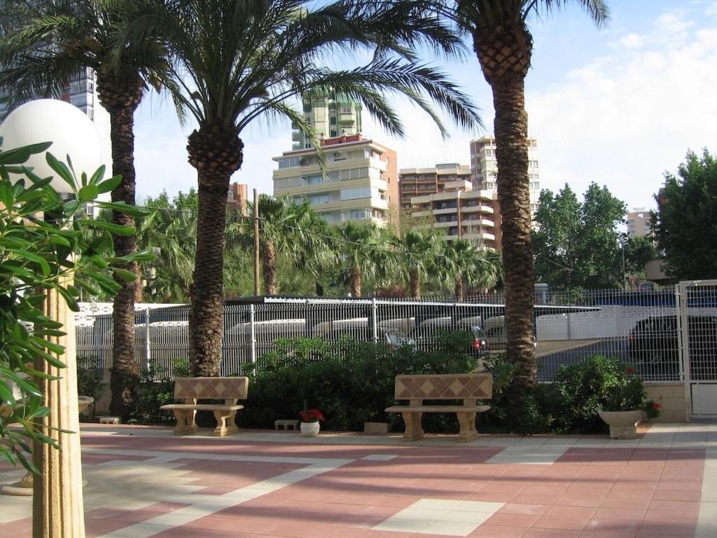 Apartamento Torre Yago, primera línea de playa para 6 personas Benidorm Exterior foto